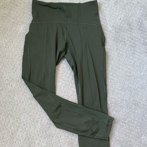 Lululemon Train Times - 6 Green - 25”